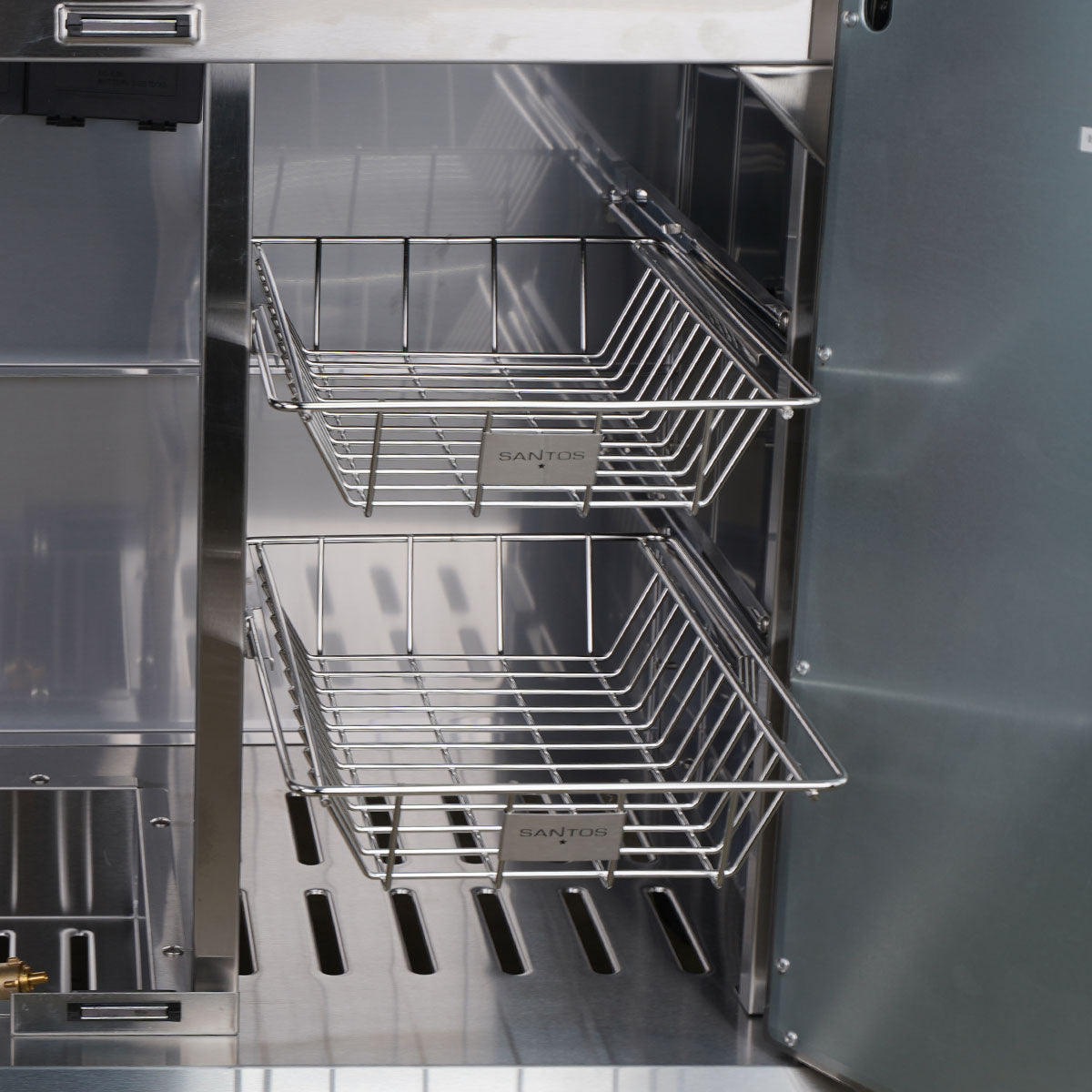 Gassgrill S-418 Pro TST rustfritt stål 4 brennere bakbrenner - SANTOS