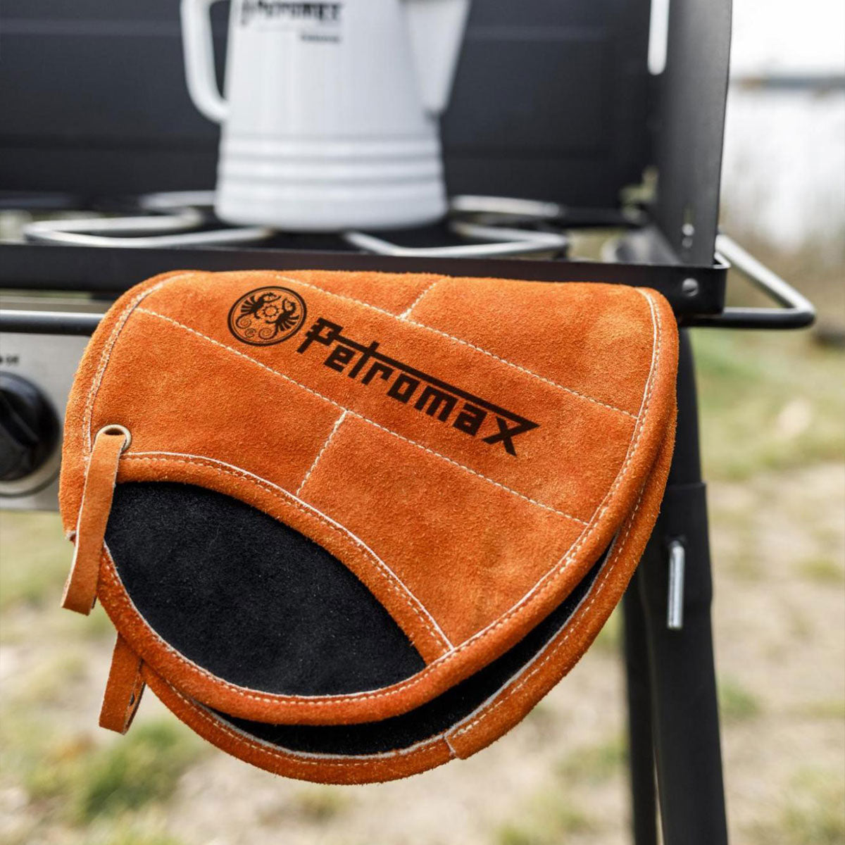 Detalj av Aramid Pro 300 grillhansker 2 stk - Petromax