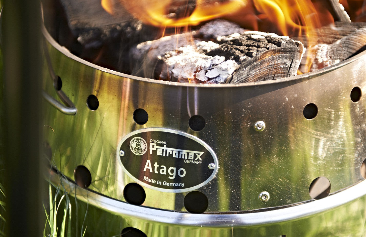 Atago campinggrill bordgrill rustfritt stål 34 cm detalj av håndtak