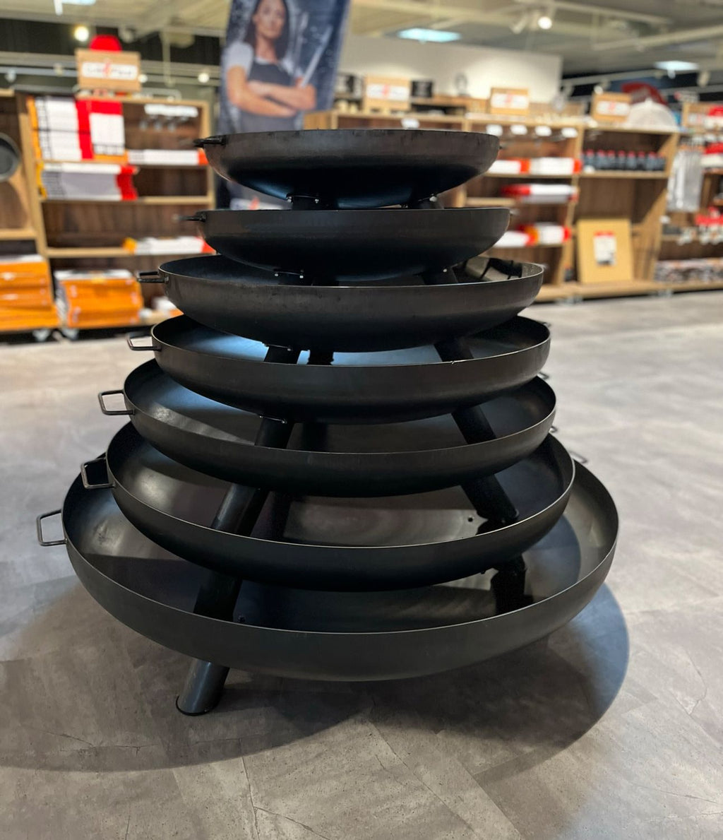 Underside av Bålpanne 55 cm stål 2 mm - Grillfürst med ben