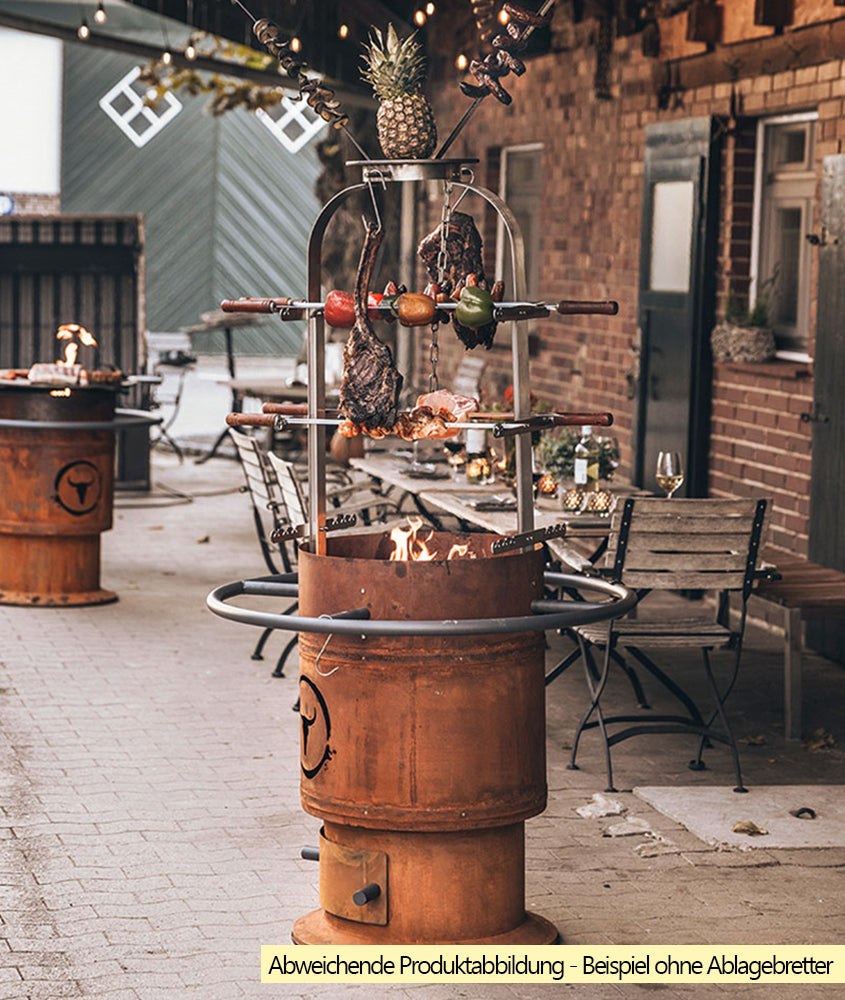 Oversikt av hele Bålpanne Bandit FirePlace 57 cm med Asado-oppsats bambus