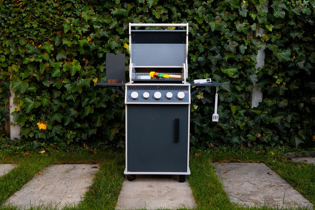 Barnegrill tre Rogue SE 425 med BBQ-tilbehør - Napoleon montert