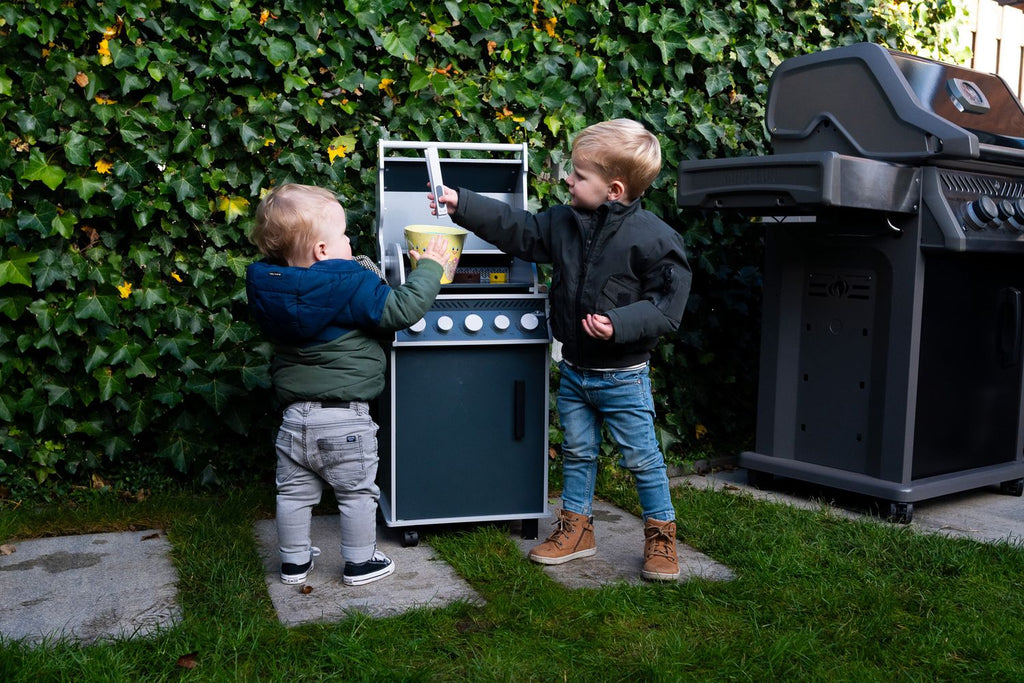 Barnegrill tre Rogue SE 425 med BBQ-tilbehør - Napoleon