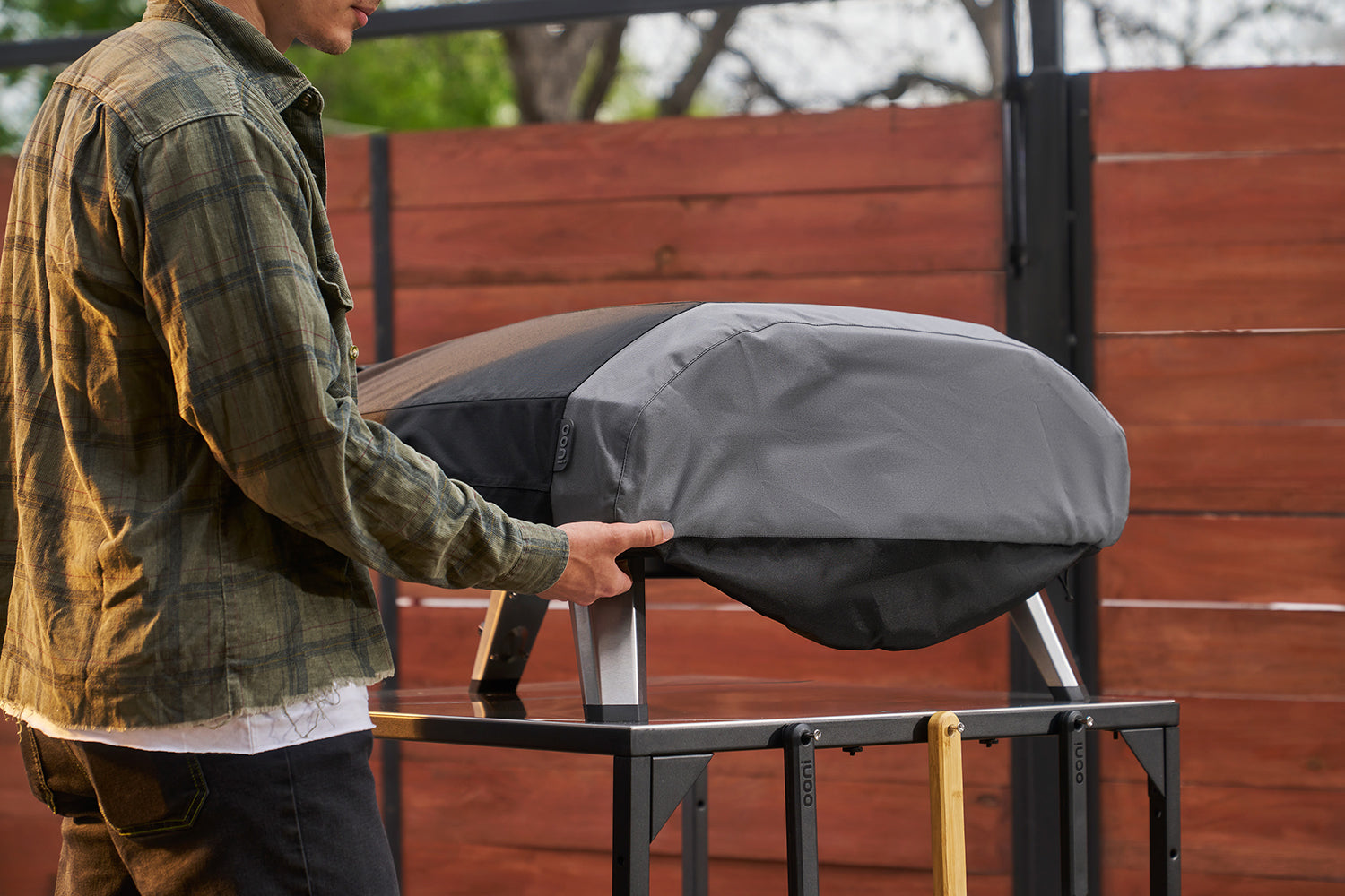 Detalj av Beskyttelsestrekk for pizzaovn Koda 2 Max polyester materiale