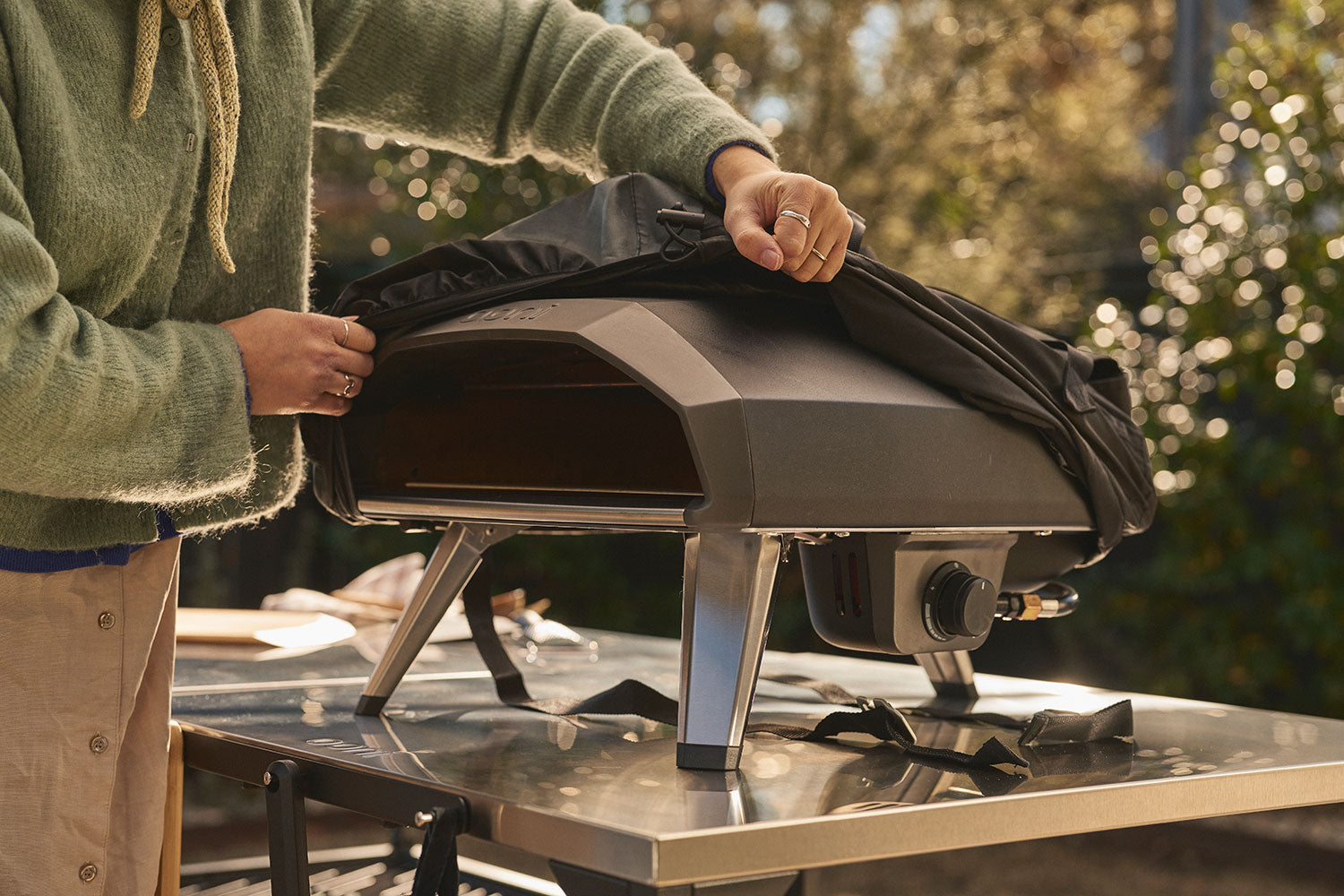 Detalj av Beskyttelsestrekk for pizzaovn Koda 2 polyester materiale