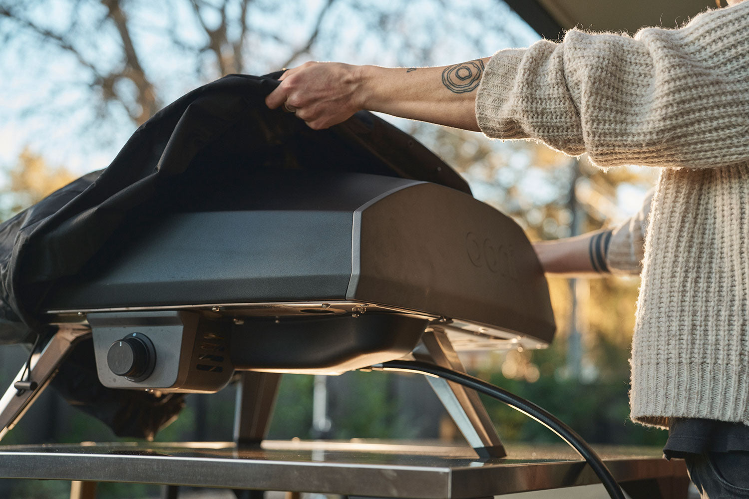 Detalj av beskyttelsestrekk for pizzaovn Koda 2 Pro polyester - Ooni