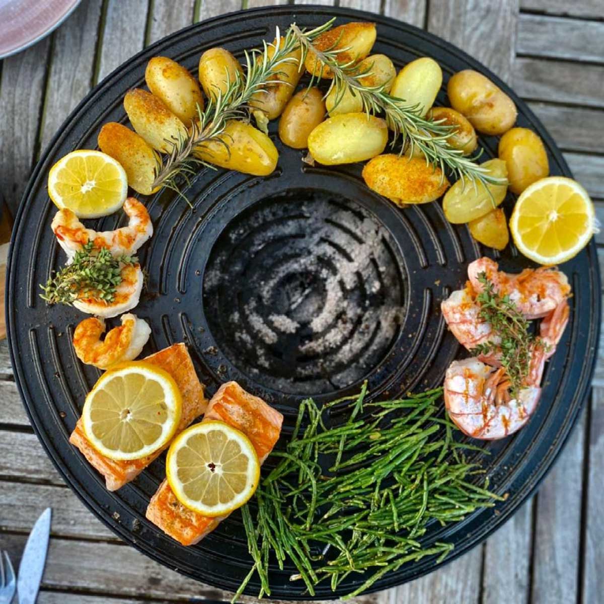 Bordgrill Tabl'O montert klar til bruk