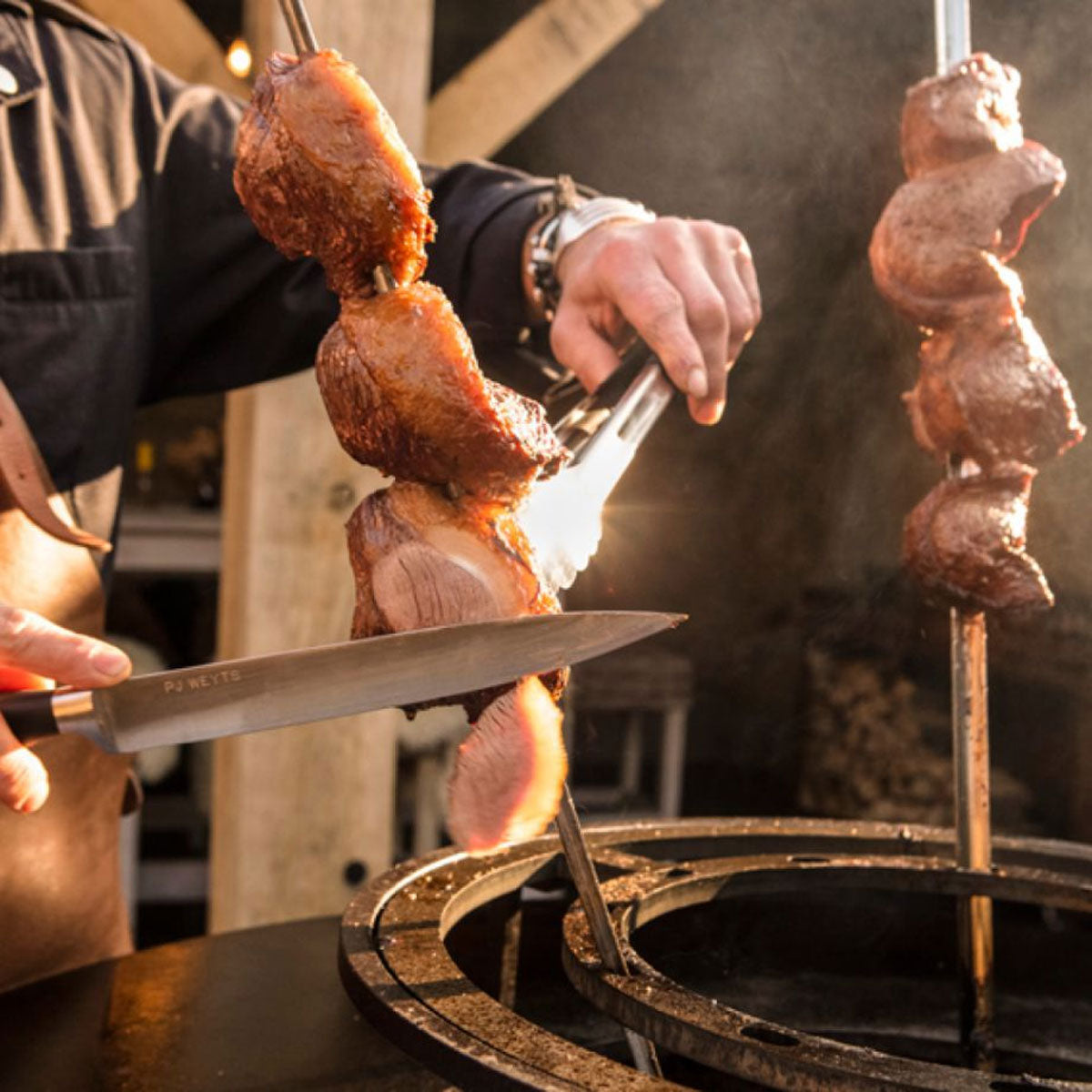 Nærbilde av grillring i Brasiliansk grillsett 100 for bålpanne - OFYR