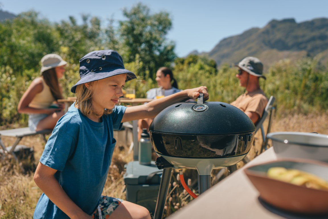 Nærbilde av aluminiumgrillrist på Campinggrill Carri Chef 40 BBQ + Dome 30 mbar