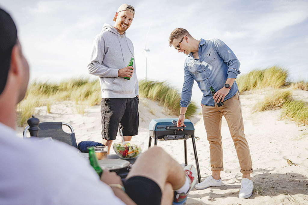 Detalj av brennere på Campinggrill Explorer II Pro 2 brennere rustfritt stål