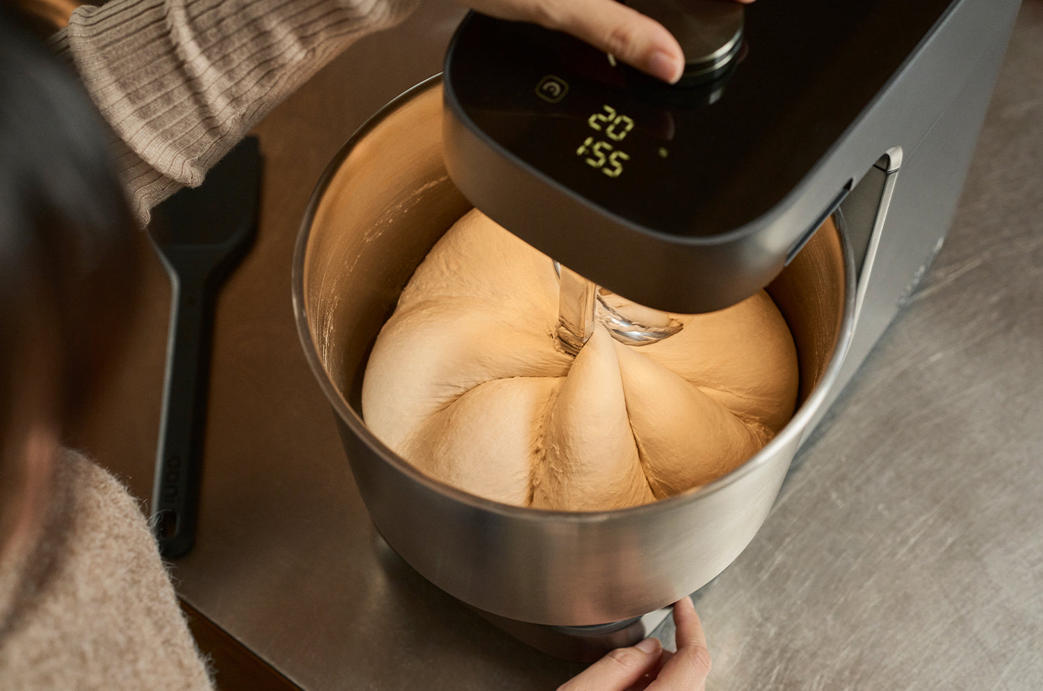 Deigmaskin Halo Pro Charcoal Grey detalj av kontrollpanel