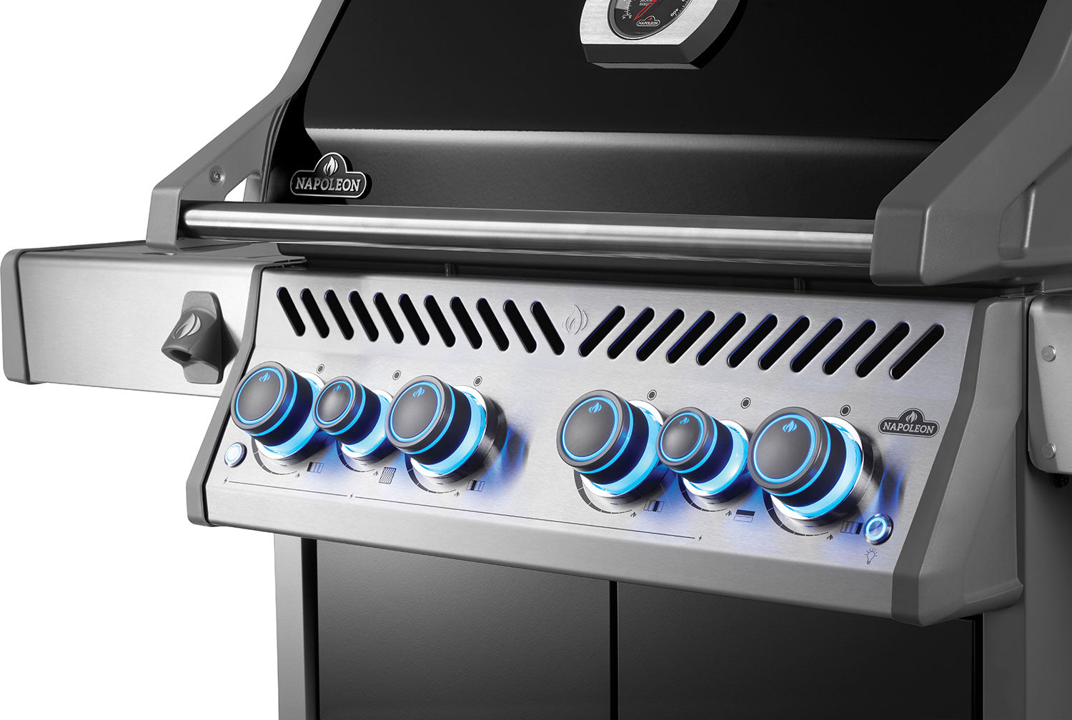 Detalj av Safety Glow bryterbelysning på Gassgrill Rogue PRO-S 525 støpejernsrist Sizzle Zone