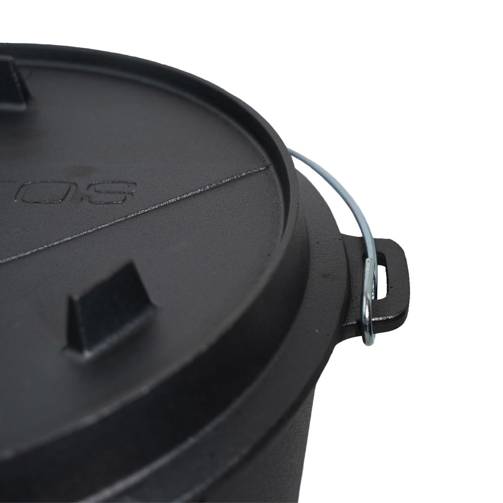 Dutch oven 9 qt med føtter Safe Stand Edition - SANTOS detalj av føtter i V-form