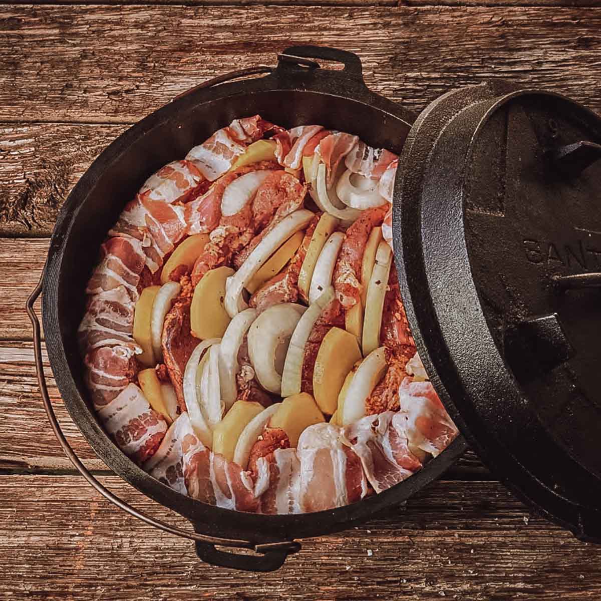 Dutch oven 9 qt med føtter støpejern bakside SANTOS