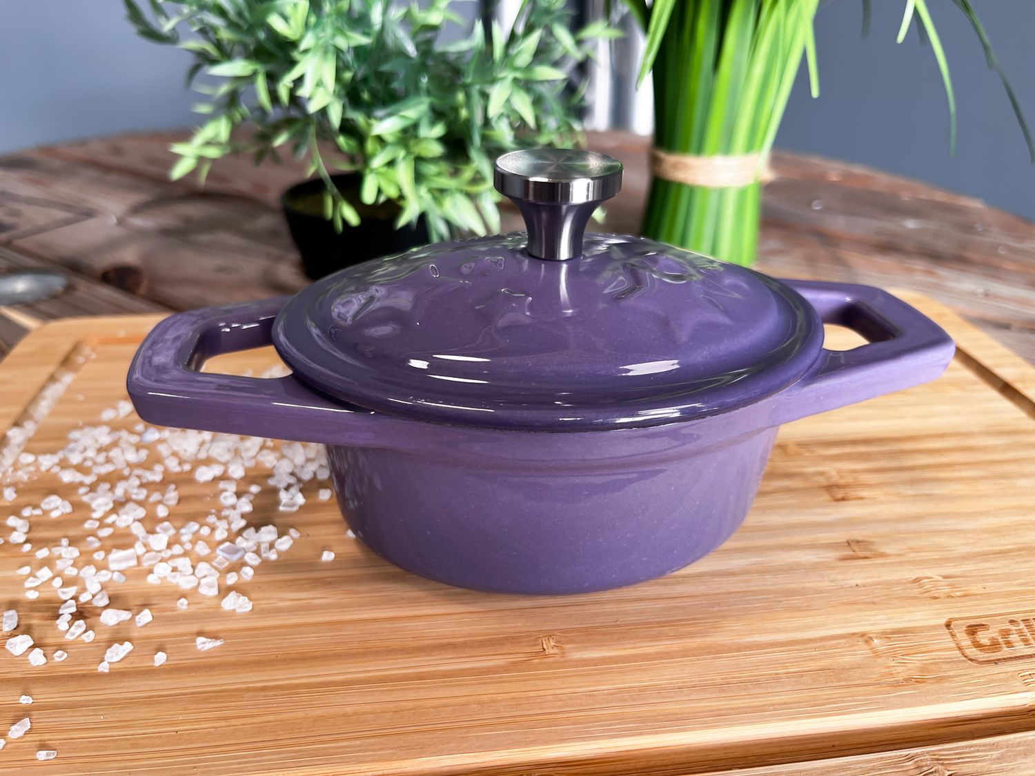 Dutch oven emaljert støpejern XS 0,35 l lilla bakside