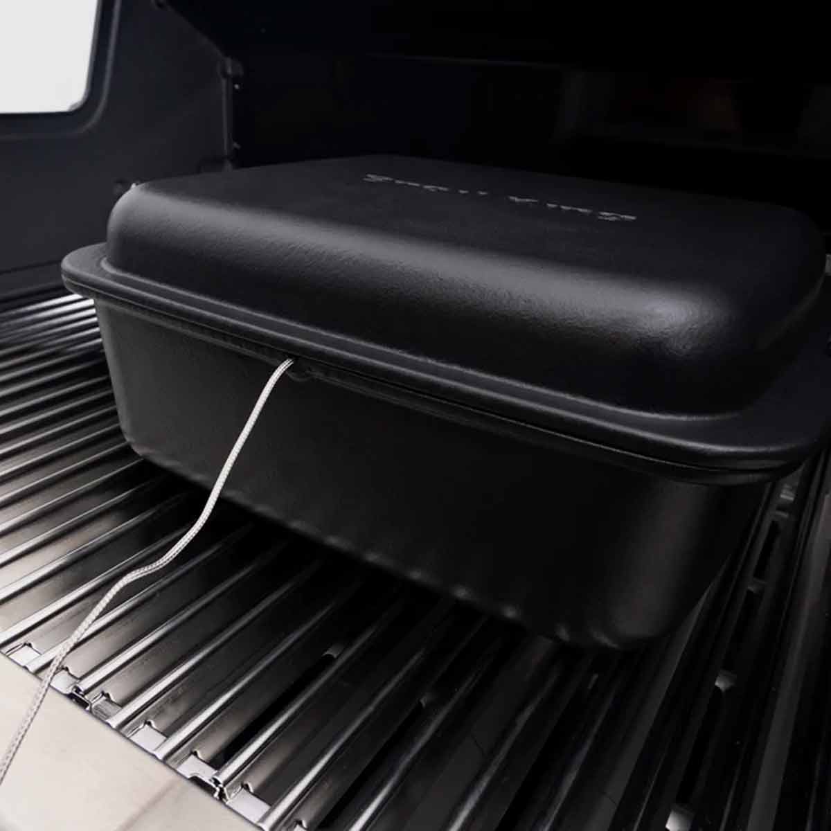 Dutch oven støpejern - Broil King detalj av lokk