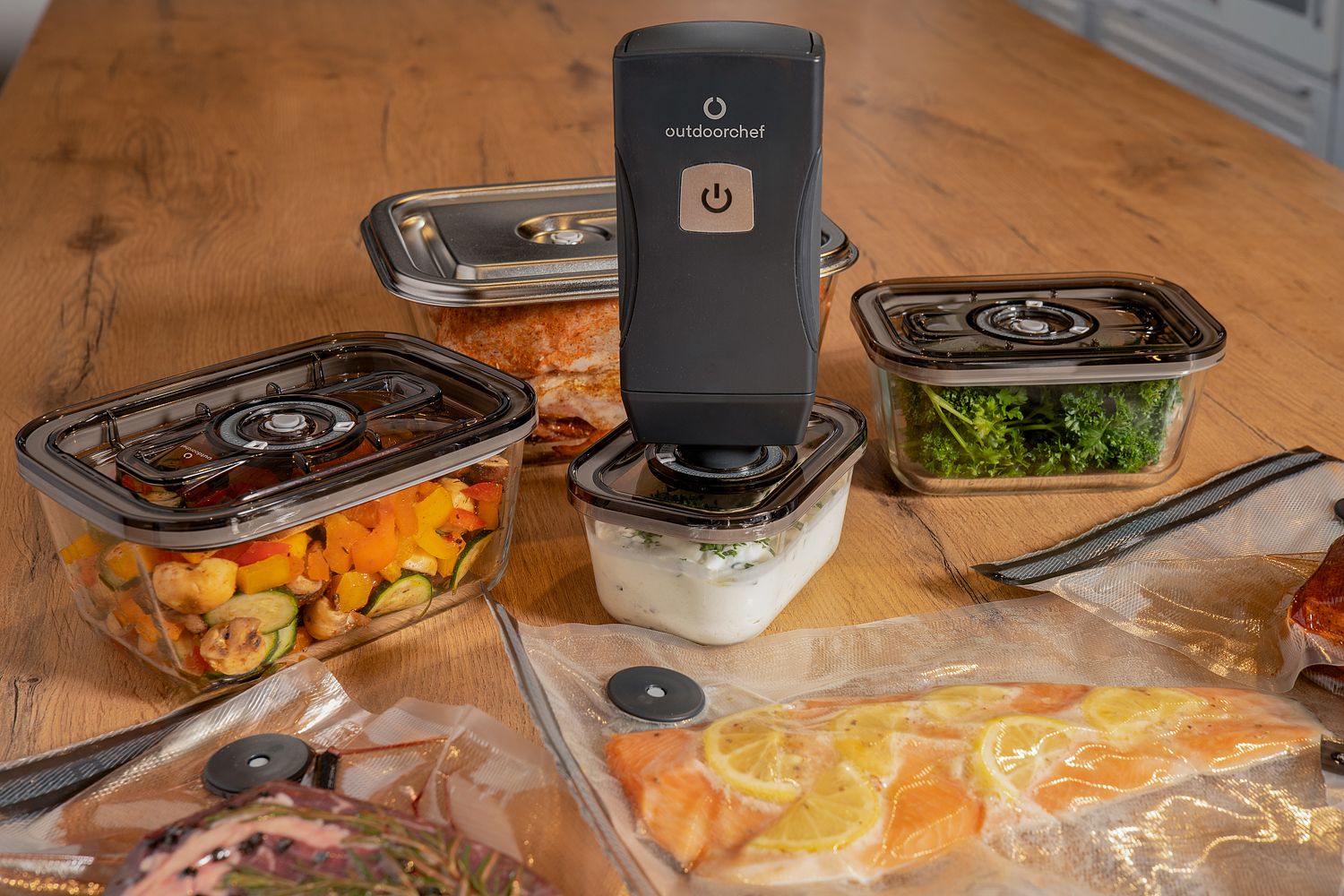 Easy BBQ Vac vakuumpakker trådløs med startsett nærbilde av zip-poser