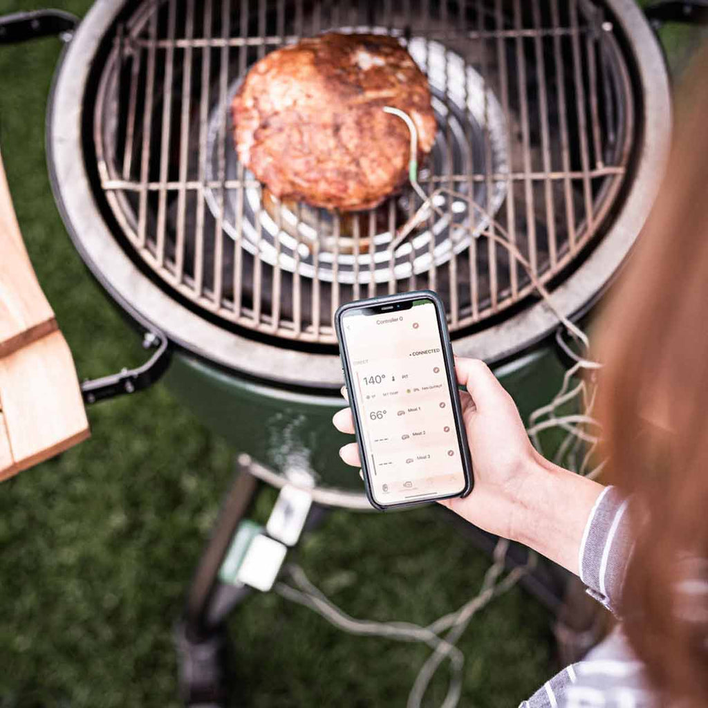 Nærbilde av kontrollpanel på EGG Genius temperaturstyring med WiFi - Big Green Egg