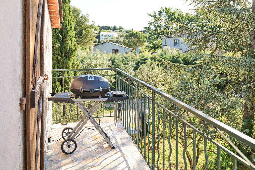 Elektrisk grill TravelQ PRO285EX med sammenleggbar vogn på hjul