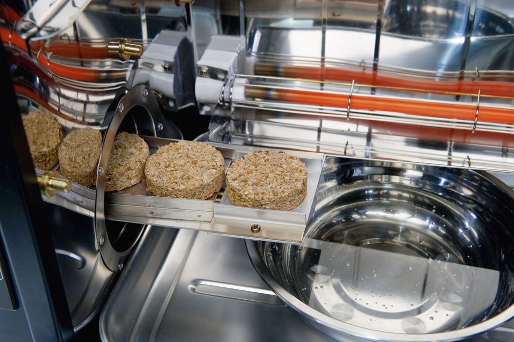 Montert Elektrisk røykovn Digital 6-Rack 500W - Bradley Smoker i bruk