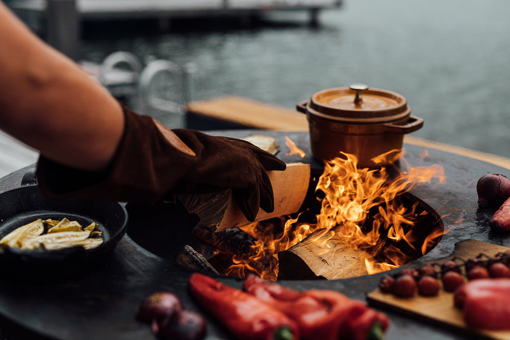 Feuerplatte Classic Corten 85 cm med grillrist og tilbehør side