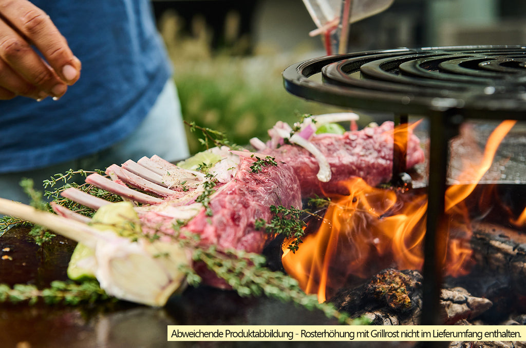 Nærbilde av grillflaten på Feuerplatte Corten 75 cm stål 8 mm - OFYR