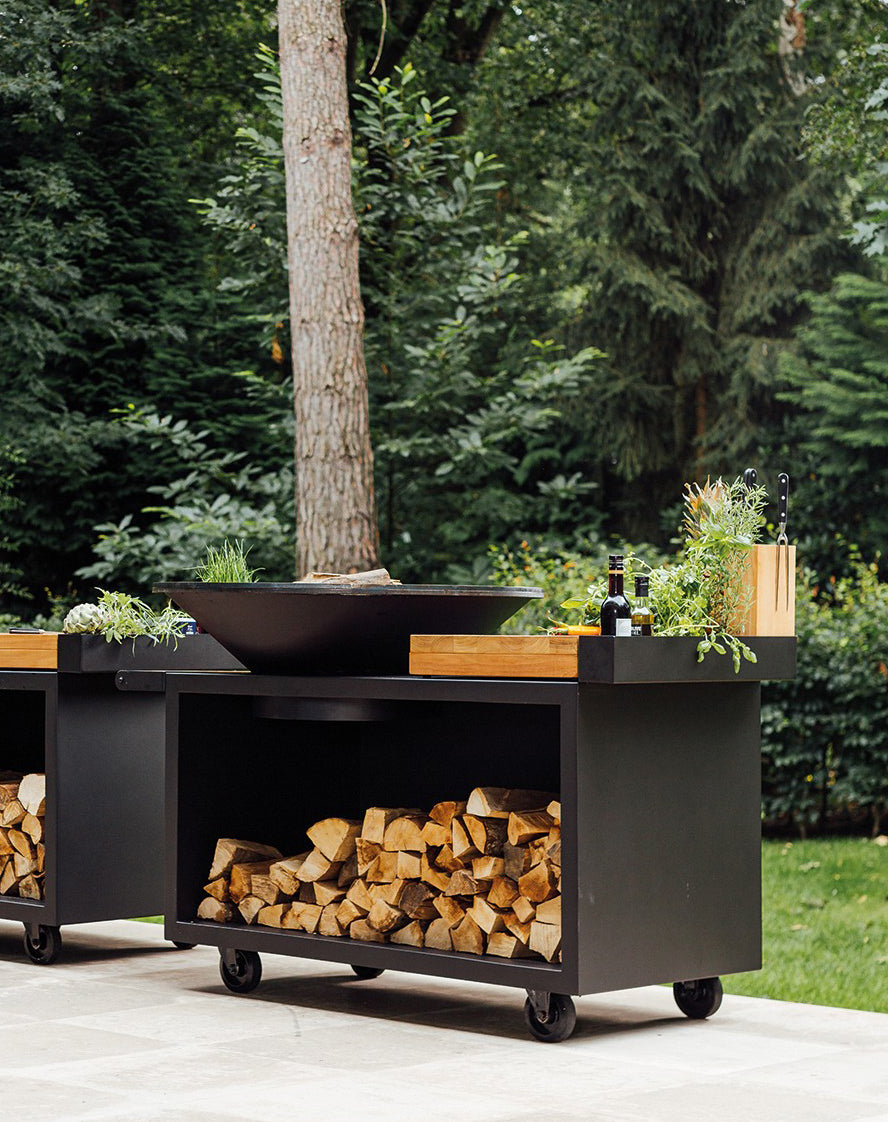 Bakside av Feuerplatte Island Black 100 PRO teaktre