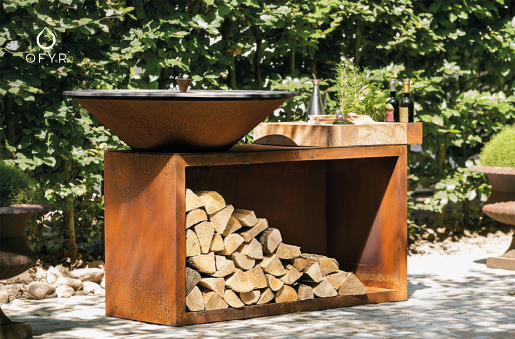 Feuerplatte Island Corten 100 med teakbenkeplate bakside