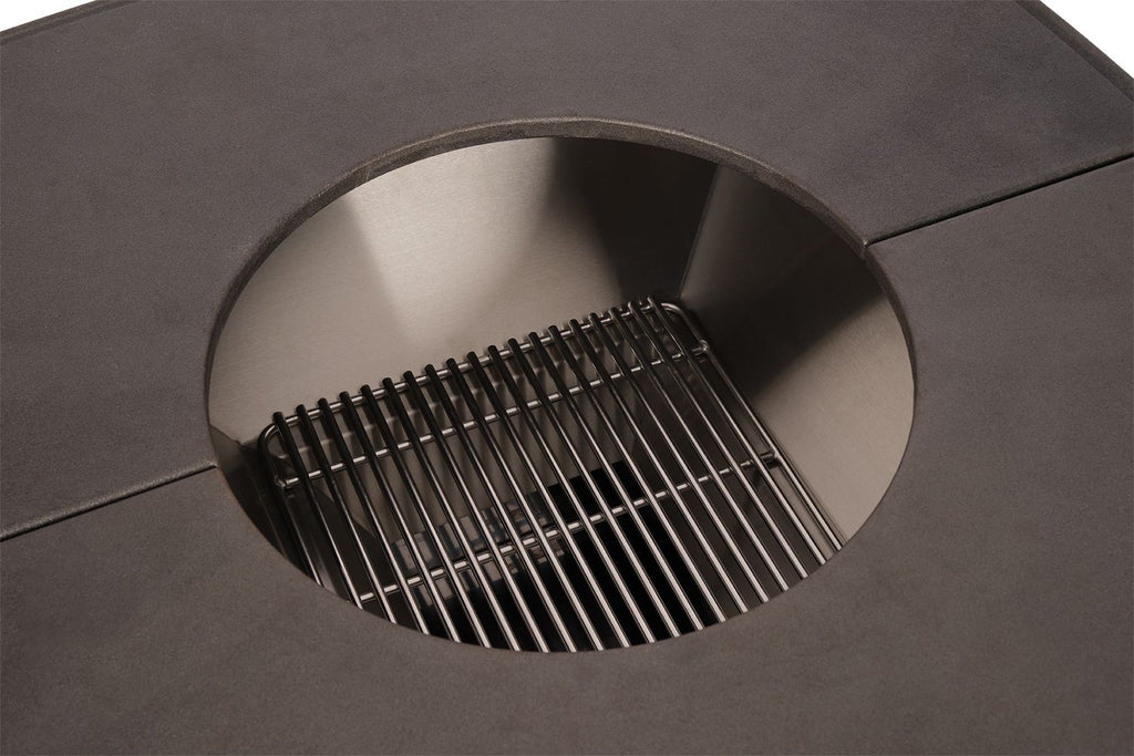 Feuerplatte One Fireplace cortenstål støpejern 100 cm detalj av støpejernsplate