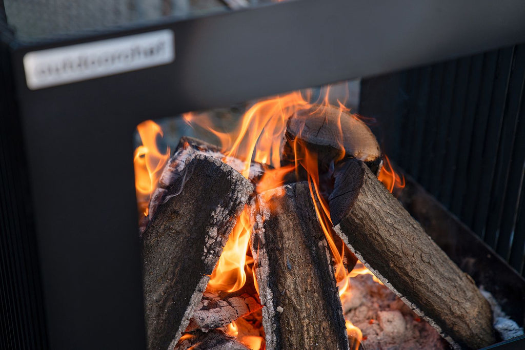 Firepit bålpanne med grillrist rustfritt stål svart - Outdoorchef med tilbehørskroker