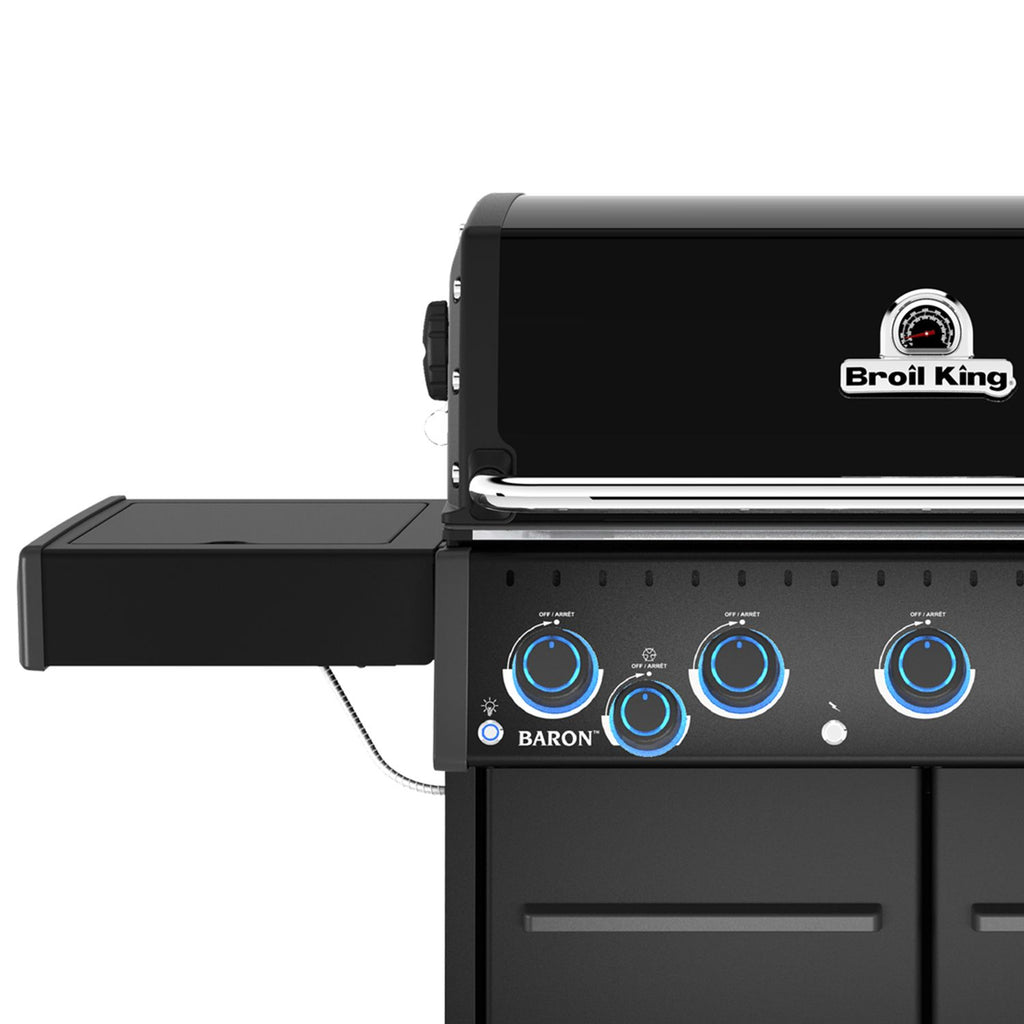 Nærbilde av grillrist på Gassgrill Baron 590 X Shadow 5 brennere med dreiespidd