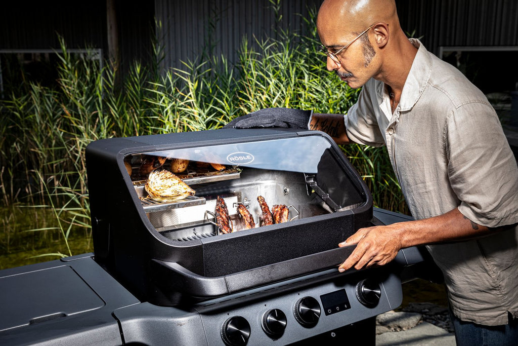 Detalj av gusseisen grillrister på Gassgrill BLAZEFLAME Master 3