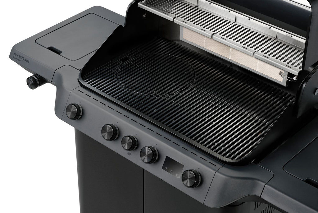 Sammenleggbare sidebord på Gassgrill BLAZEFLAME Master 4 med sidebrenner og bakbrenner