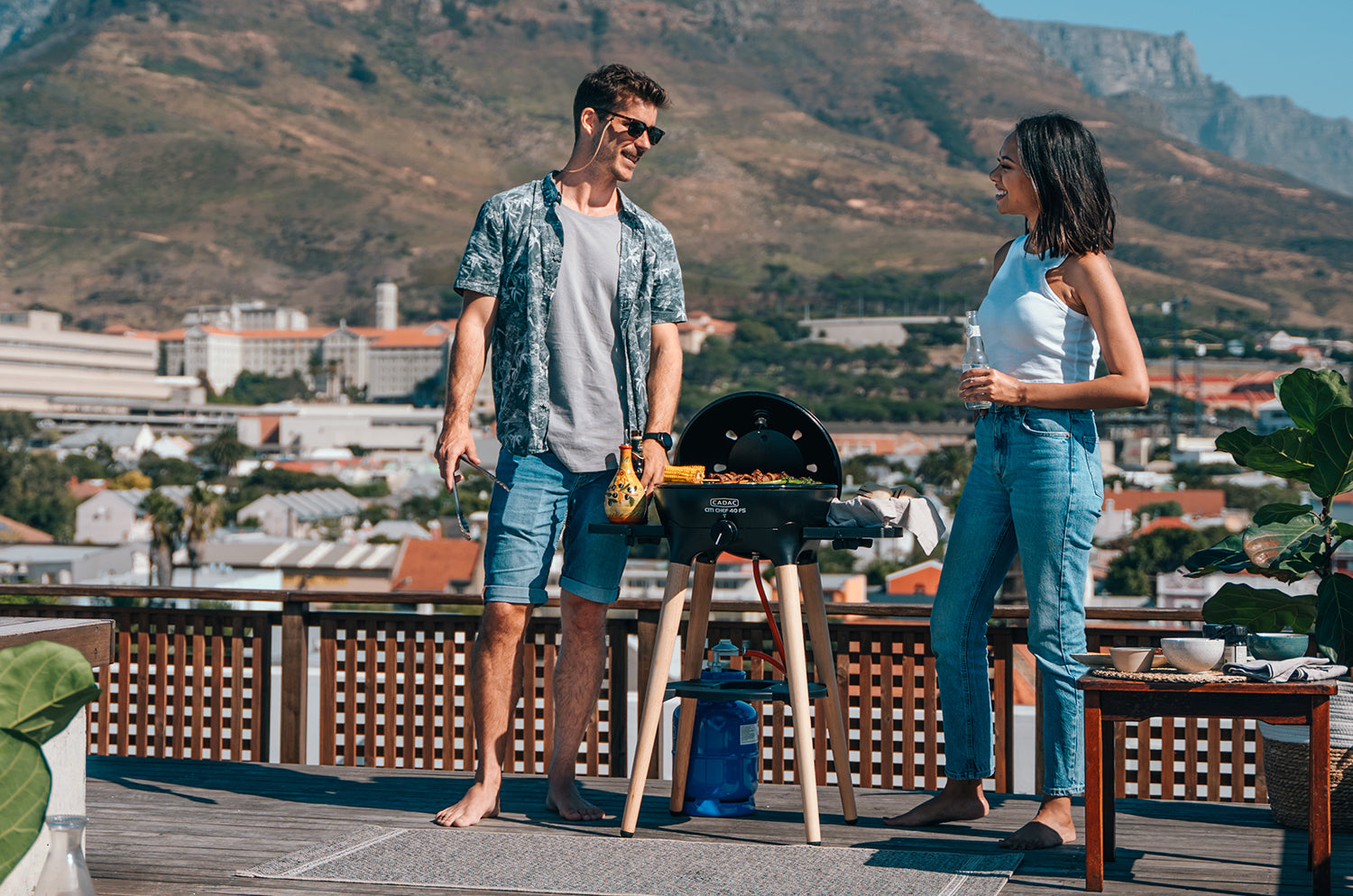 Gassgrill Citi Chef 40 FS BBQ/Dome matt black med gummitre-understell