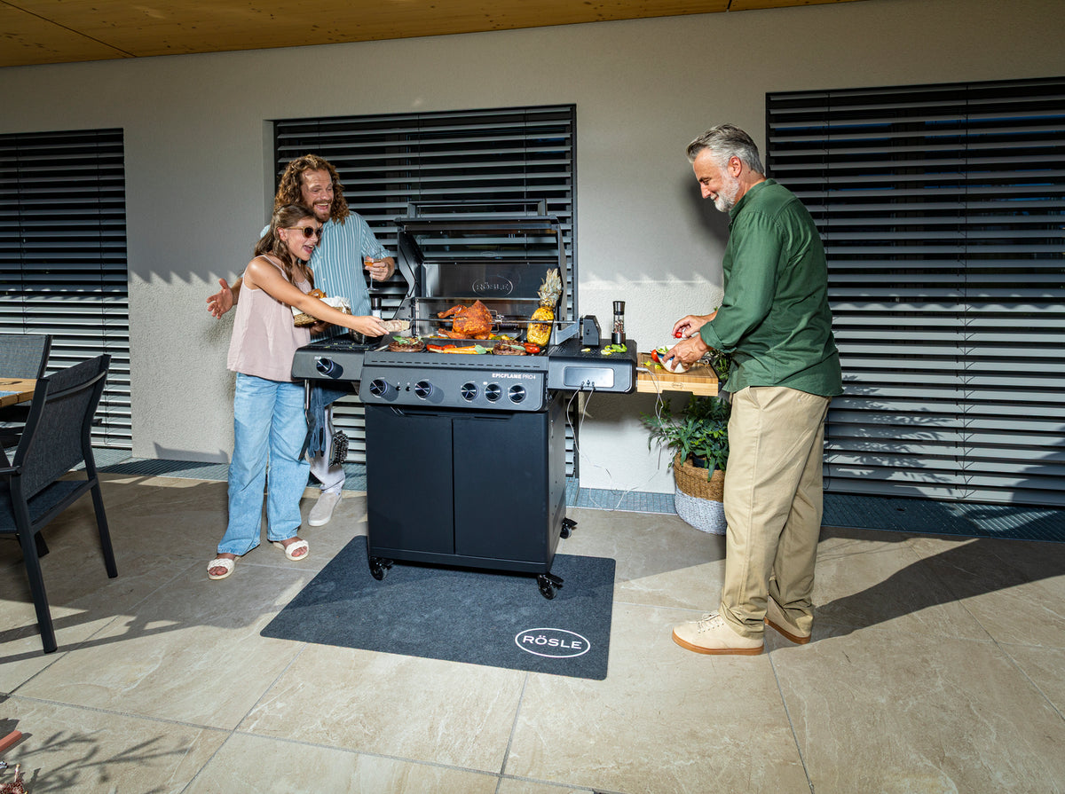 Gassgrill EPICFLAME Pro 4 brennere bakbrenner støpejern støpejernsrister detalj
