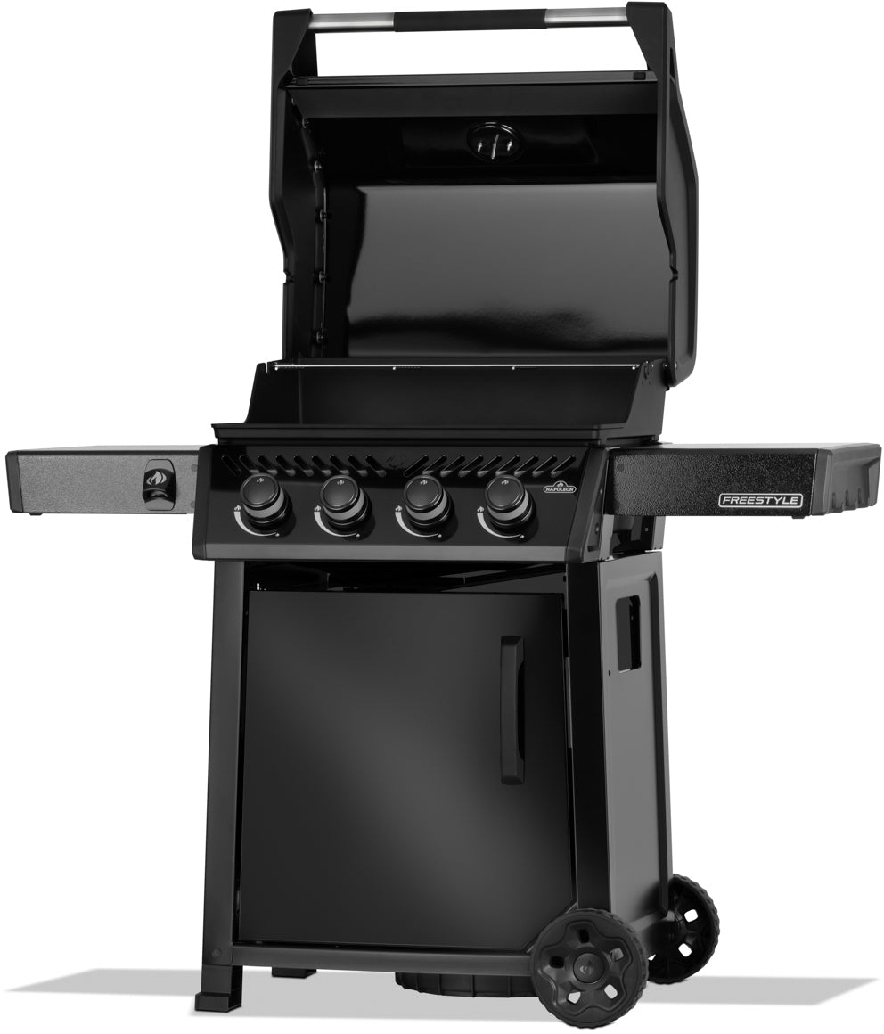 Oversikt over Gassgrill Freestyle 425 svart 4 brennere samlet