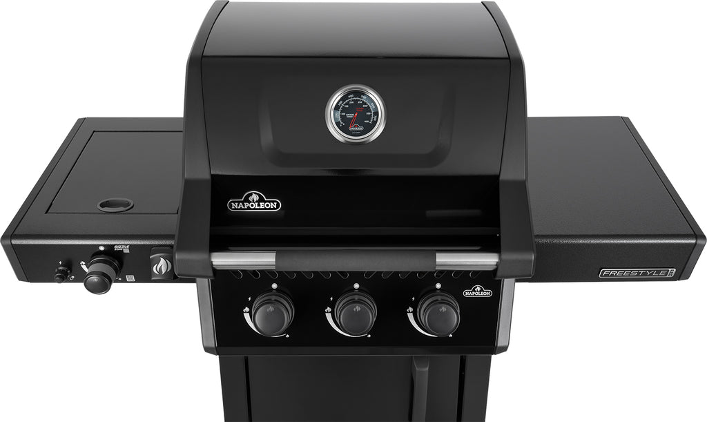 Detalj av gassgrill Freestyle PRO 365 med Sizzle Zone