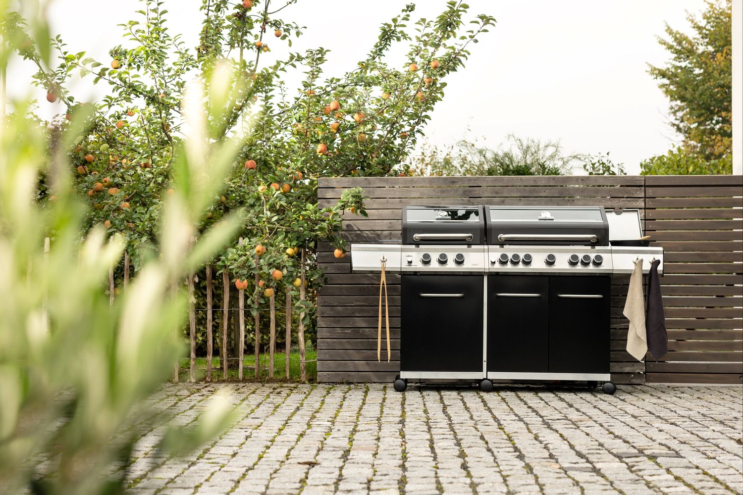 Detalj av støpejernsrist på Gassgrill G750G 7 brennere dobbelt grillkammer støpejernsrist