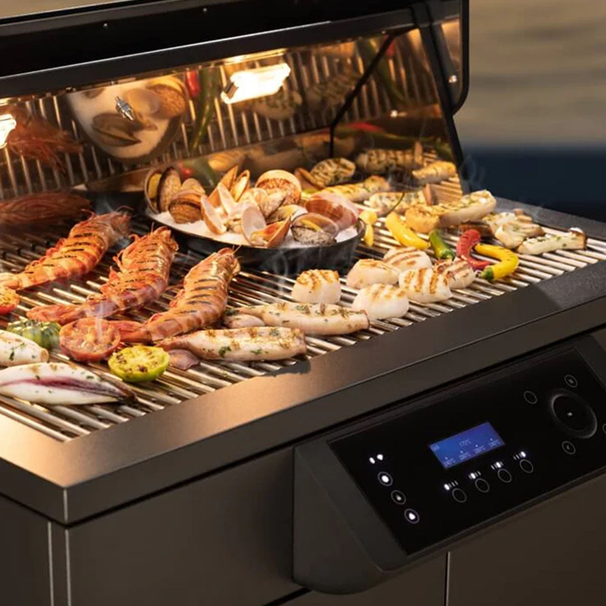 Bakside av Gassgrill KOQOON GQ4 Premium 4 brennere smart matt svart