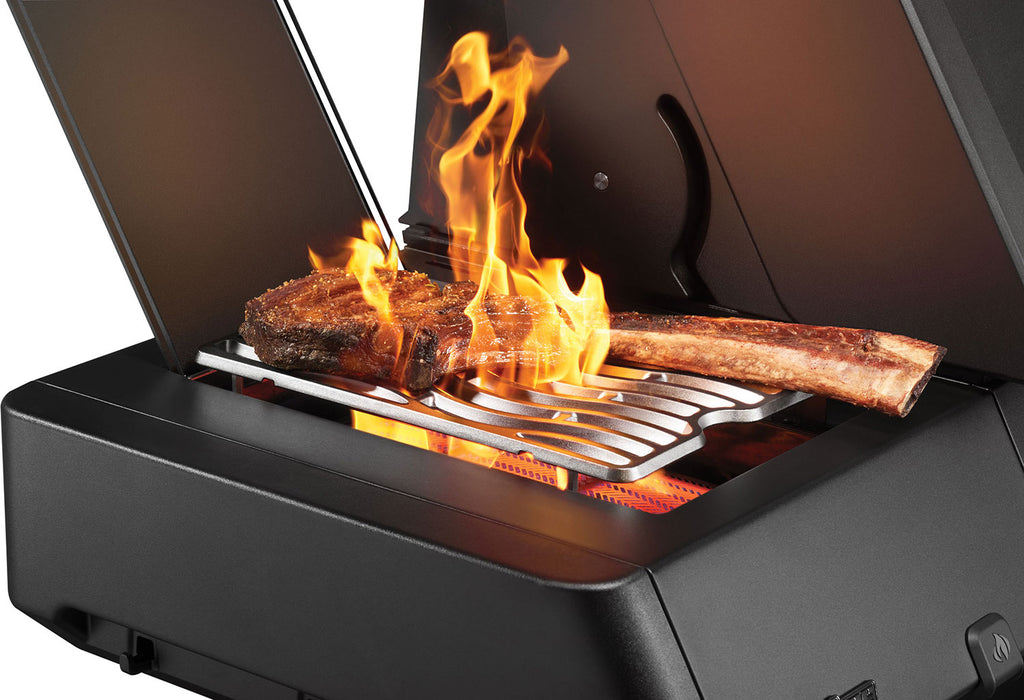 Nærbilde av WAVE støpejernsrister på Gassgrill Phantom Prestige 500 Connected Sizzle Zone 4 brennere - Napoleon