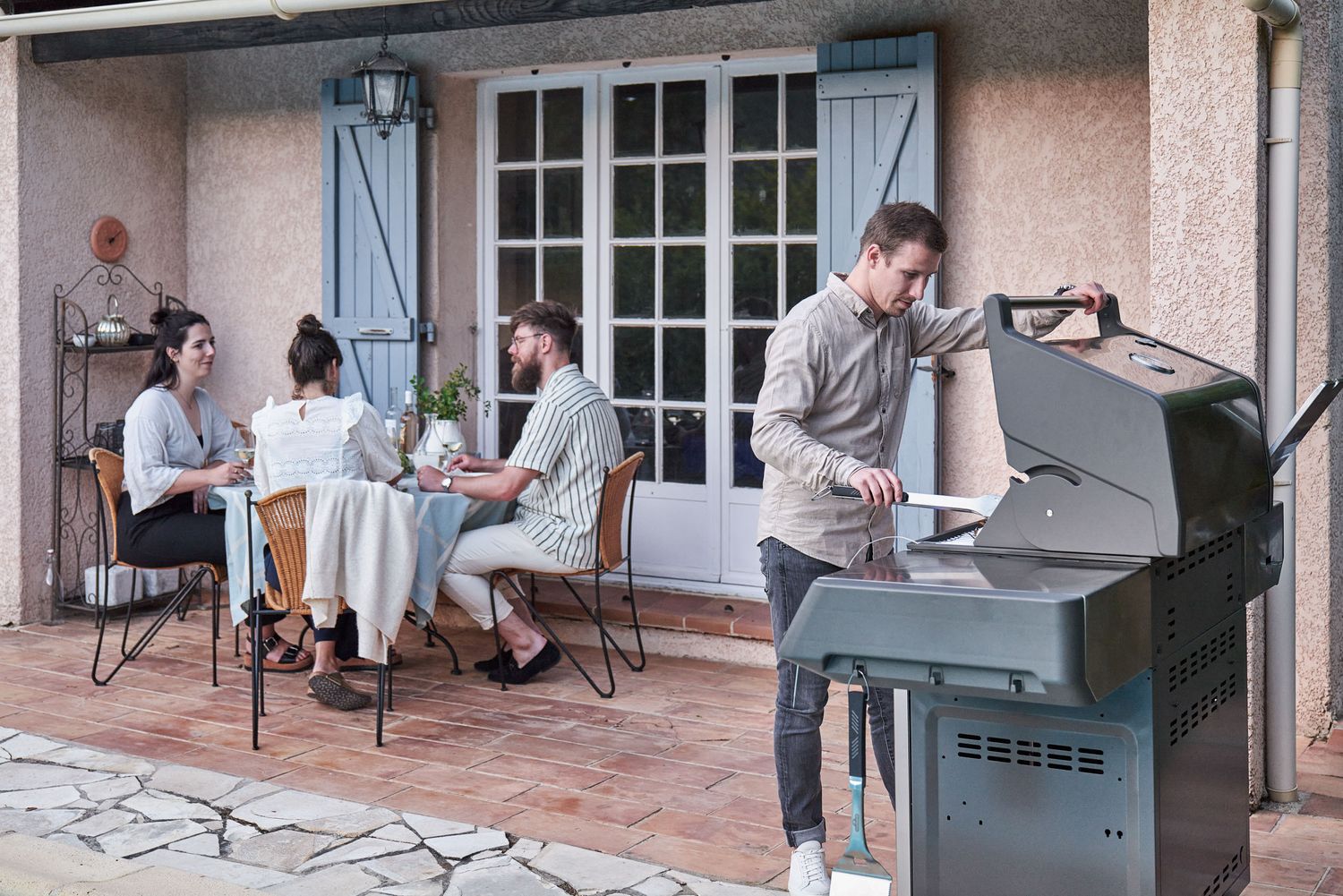 Montert Gassgrill Prestige 500 rustfritt stål med Sizzle Zone