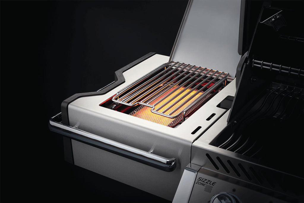 Isfryser i sidebord på Gassgrill Prestige PRO 500 rustfritt stål med dreiespidd