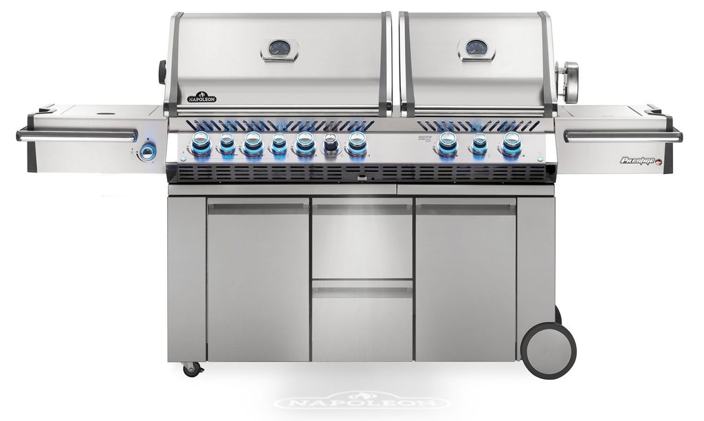 Gassgrill Prestige PRO 825 rustfritt stål sett forfra