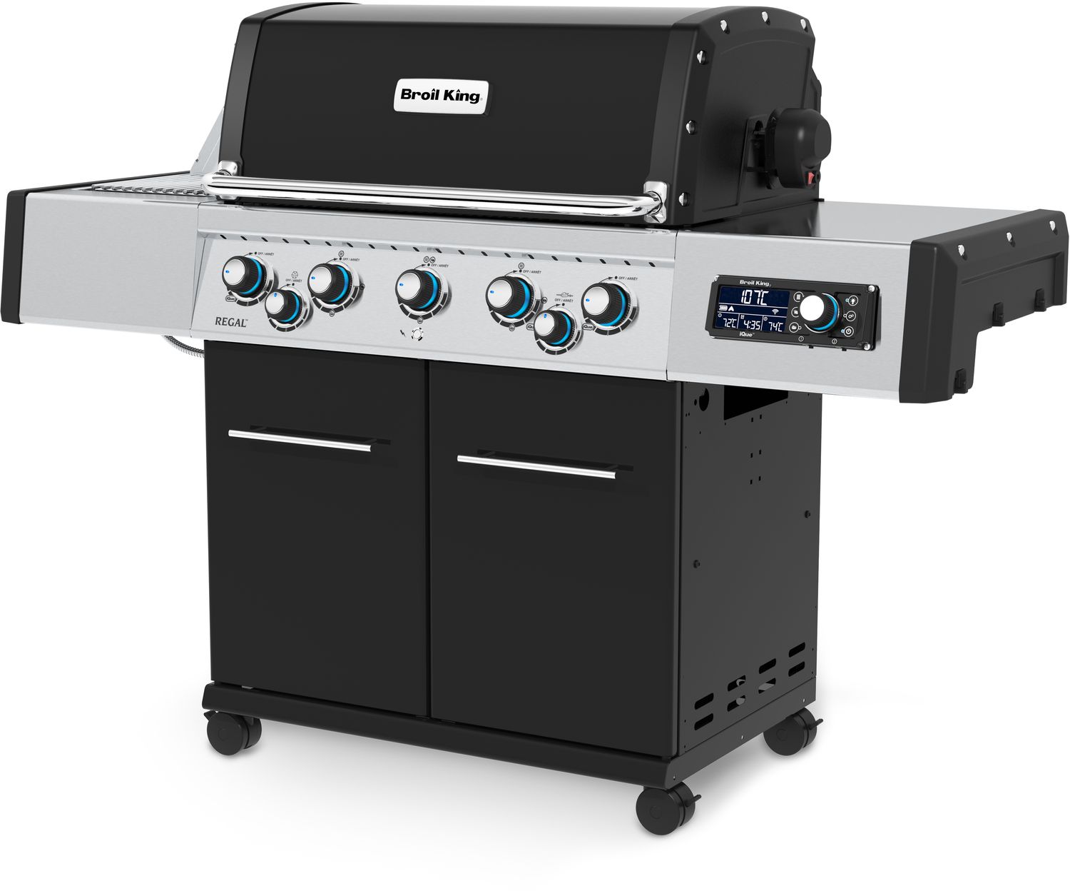 Montert Gassgrill Regal Q 590 IR Smart Grill med iQue 5 brennere i bruk