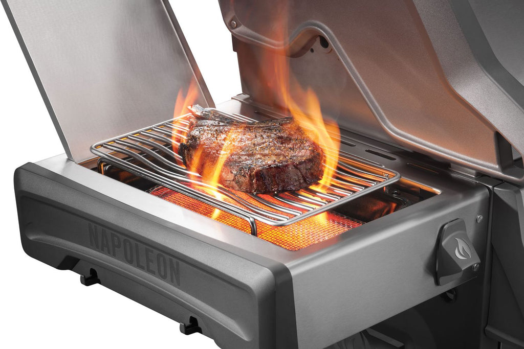 Montert Gassgrill Rogue PRO 425 rustfritt stål inkl. plancha med åpnet lokk