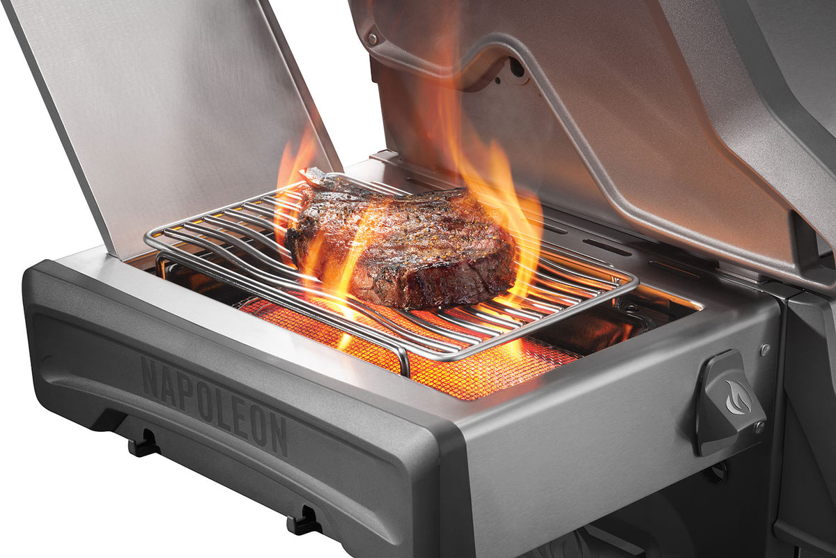 Uttrekkbar fettoppsamler på Gassgrill Rogue PRO-S 425