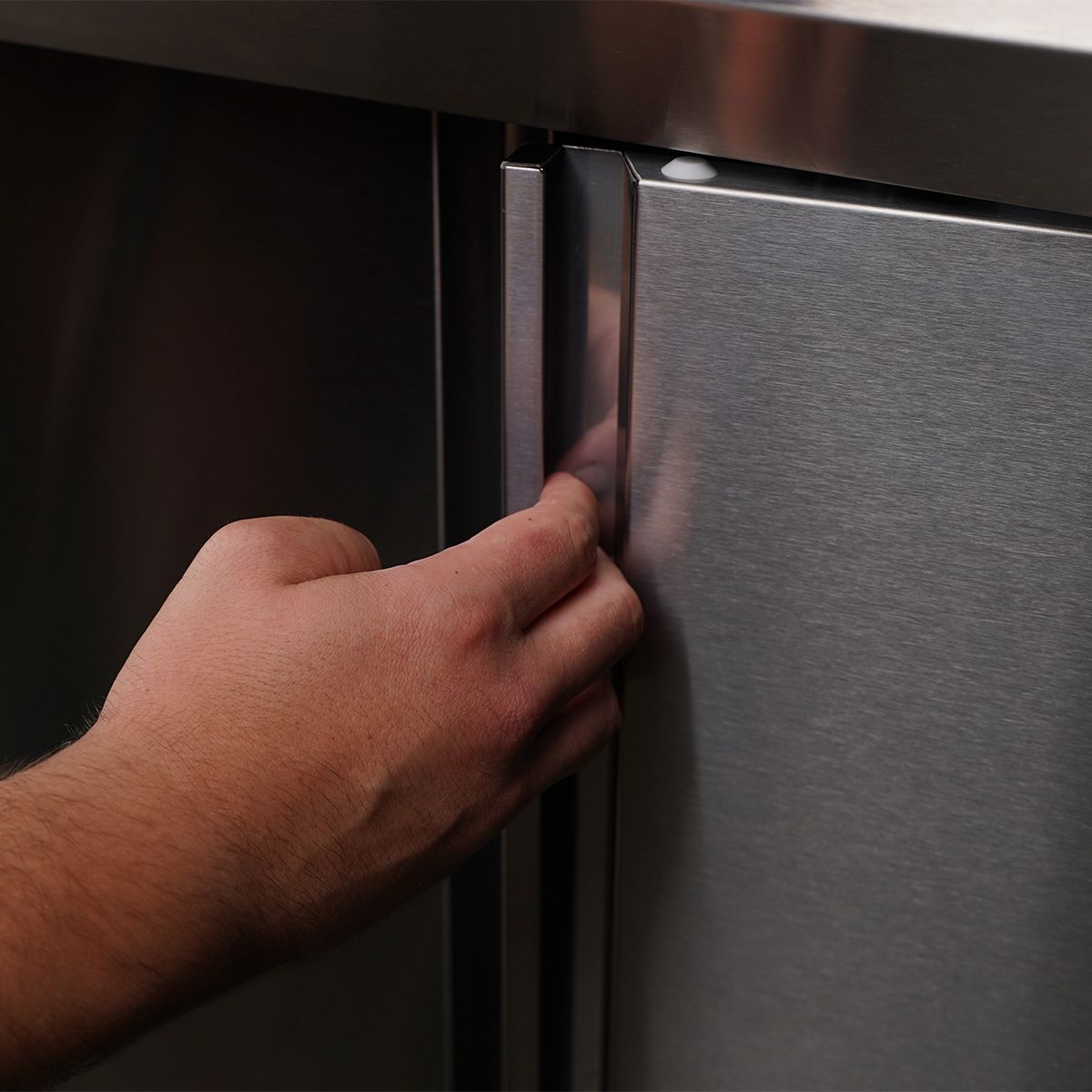 Beleuchtede dreieknapper på Gassgrill S-301 Pro rustfritt stål 3 brennere sidebrenner