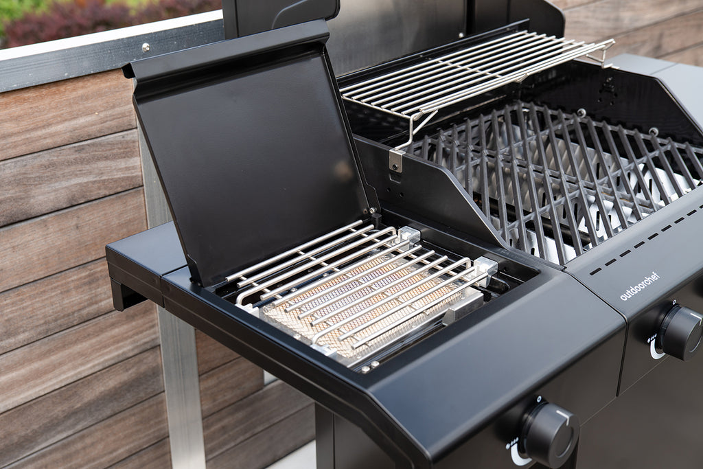 Detalj av gassgrill HEAT C-335 3 brennere med Blazing Zone - Outdoorchef