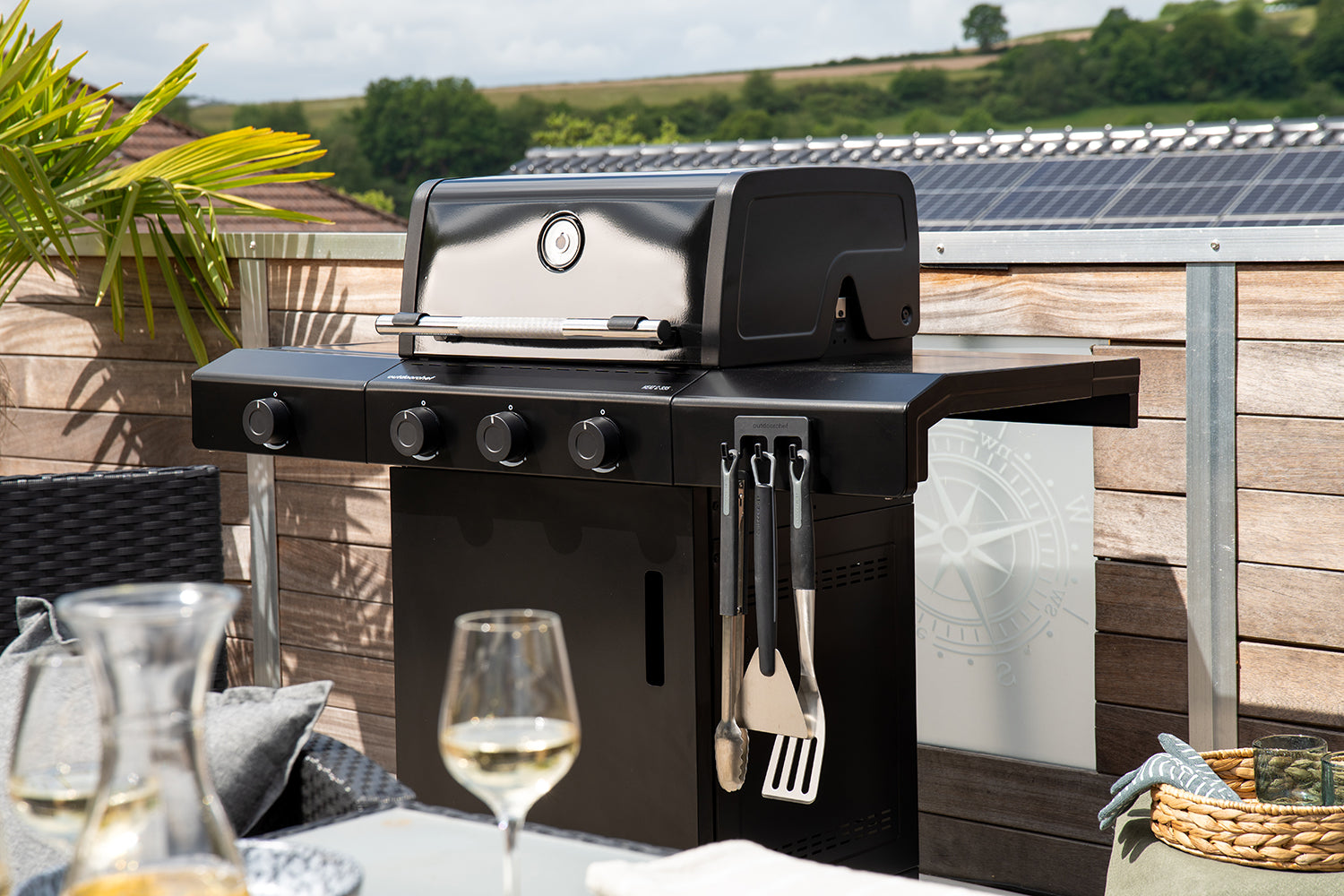 Montert gassgrill HEAT C-335 3 brennere med Blazing Zone - Outdoorchef