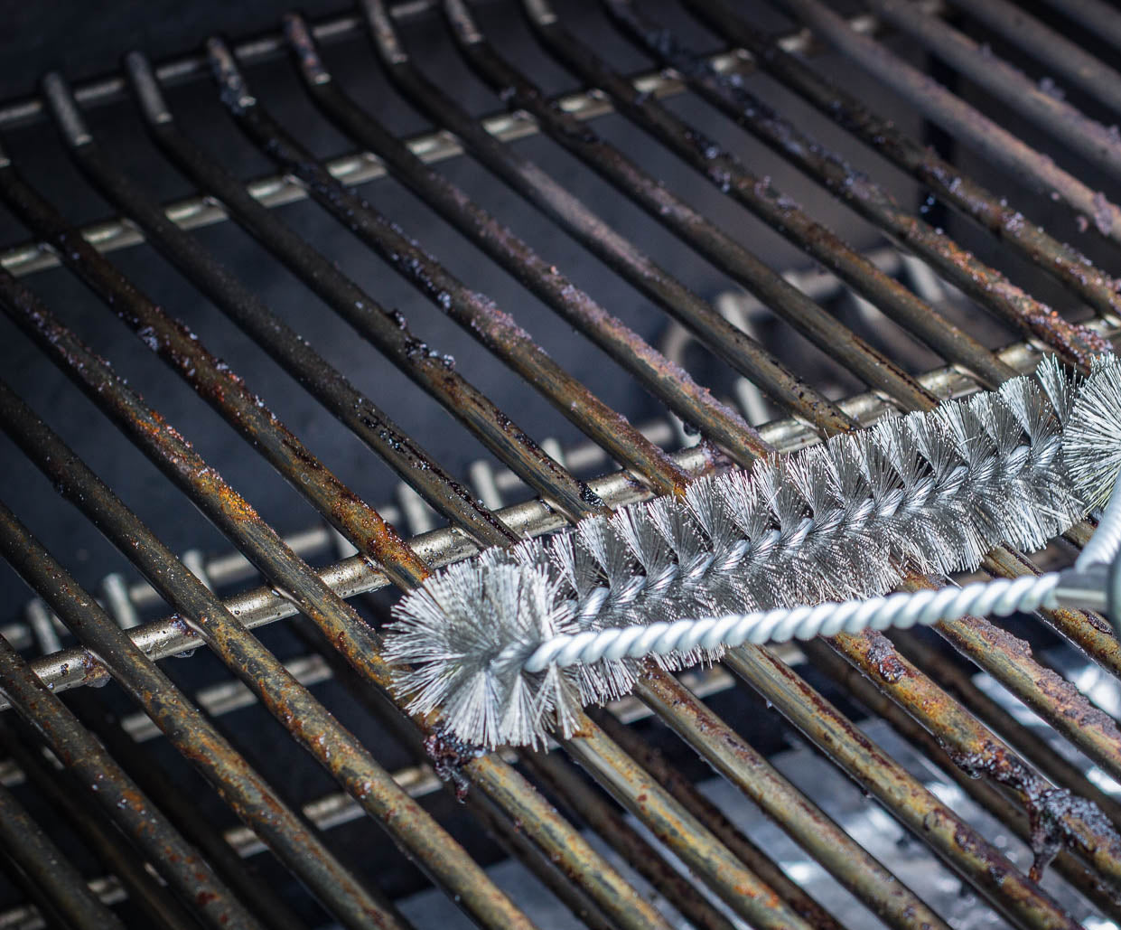 Grillbørste rustfritt stål 39 cm trekantet Grillfürst bakside
